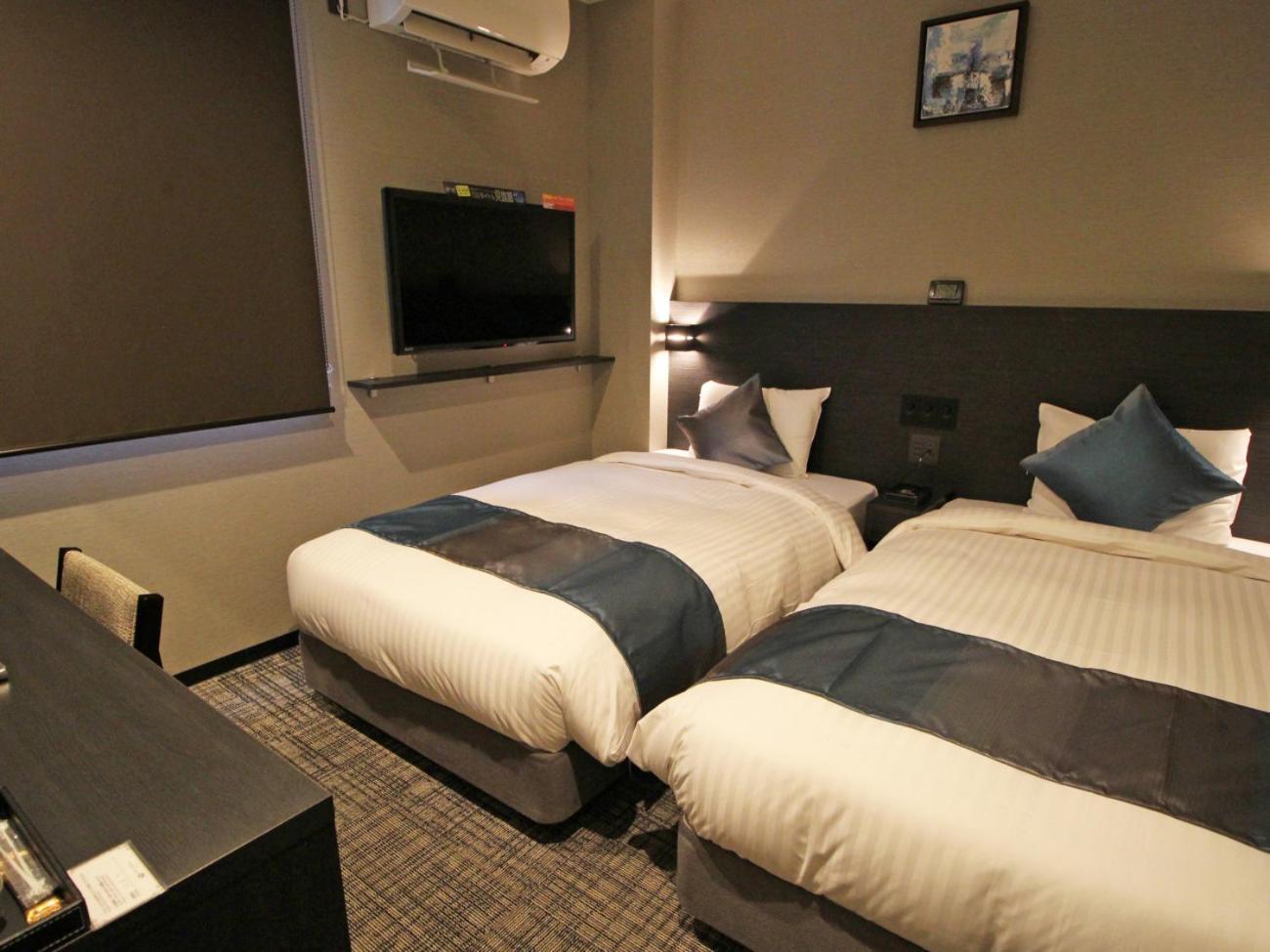 Hotel Astil Shinosaka Precious Ōsaka